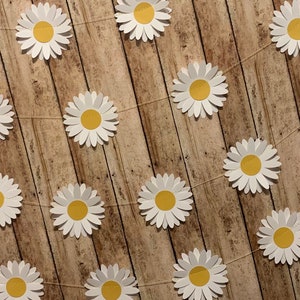 Daisy Party Decor Daisy Banner Daisy Theme Party Decorations Retro 70s Theme Baby Shower Daisy Flower Theme 3d paper flower Groovy 60s Party