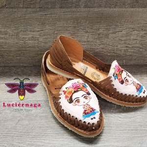Fridita Women&#39;s Brown leather sandals. Mexican huaraches. LuciernagaMXFolkWare