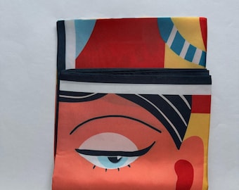90 × 90 cm Jedwabny szal twill „Riviera” — 100% jedwabny kwadrat | Graficzny portret / Minimalistyczny jedwabny kołnierz / Głowa / Modny szal