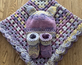 crochet blanket baby girls set inc teddy ear hat bootees in pink lilac lemon white to fit 0-6mths- ideal baby shower gift. Ready to ship