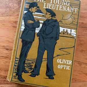 The Young Lieutenant by Oliver Optic