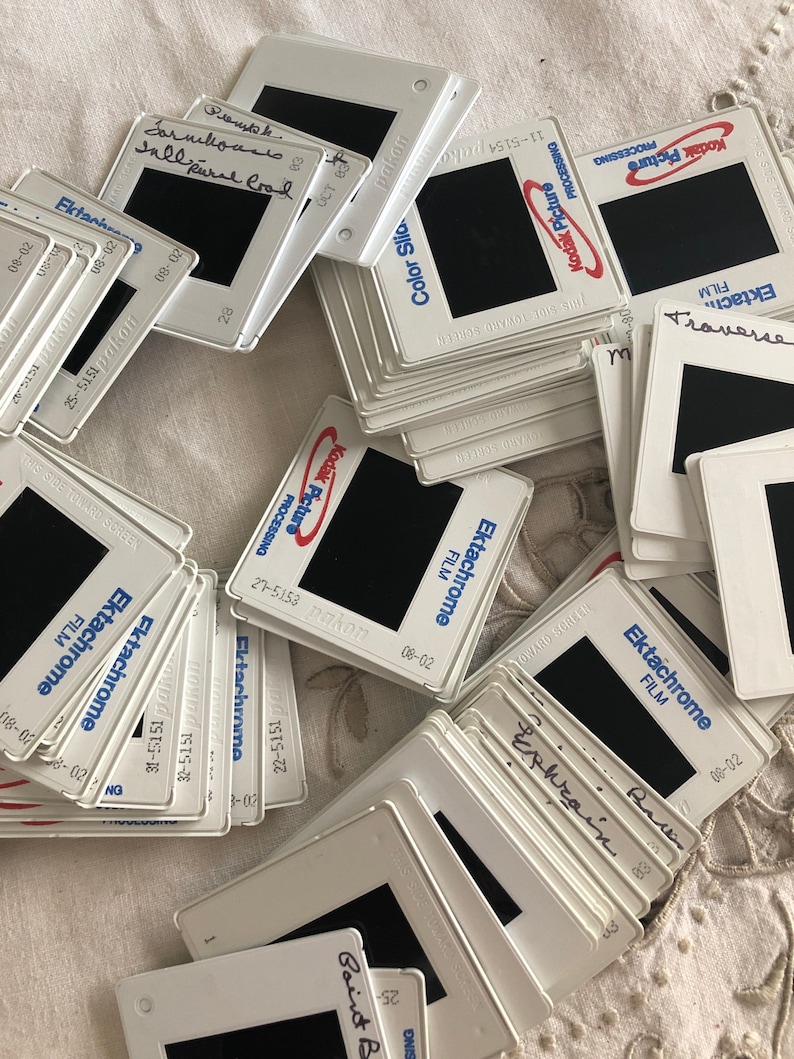 25 Plastic Photo Slides