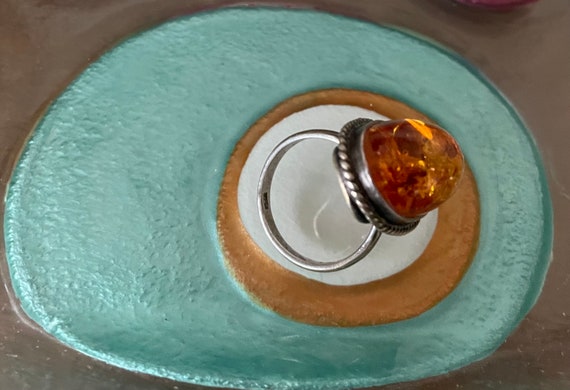 Vintage Amber Cabochon Ring set in a Delicate Ste… - image 3