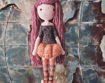 Crochet Pattern: Witch Doll Miley Amigurumi - Instant PDF Download - English (US), Dutch - Amilishly