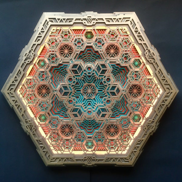 Lampada geometrica in legno chiaro, lampada da parete a LED che cambia colore, illuminazione in legno, decorazione da comodino, lampada rotonda in legno, decorazione da parete con geometria sacra