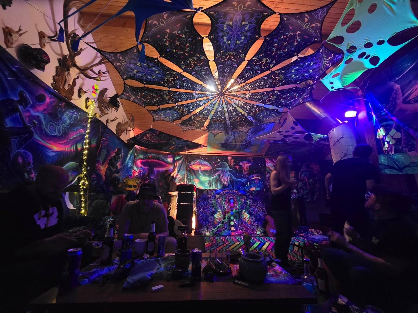 Psytrance Party Deco, Psychedelic Neon UV Active Ceiling Canopy