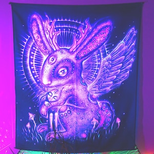 マジックフォレストゴブラン、動物のタペストリー、ウサギの背景、サイケデリックアート、スピリチュアルな装飾、蛍光ゴブラン、ユニークなギフト、神秘的なアート
