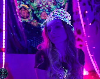 Trippy Bucket Hat, Blacklight Active Panama, Festival