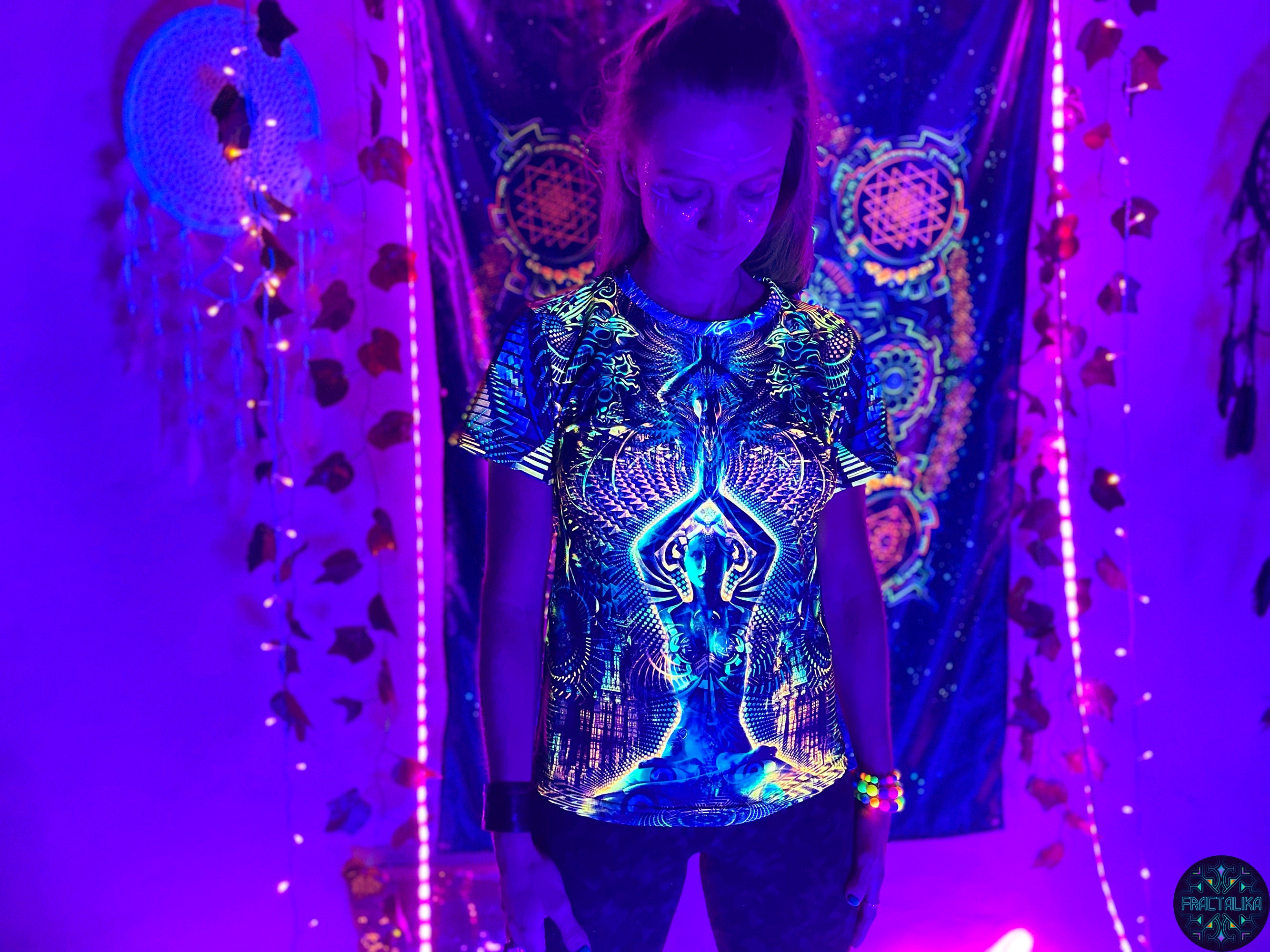 TIPレコード ブラックライトで光る ビンテージTシャツ RAVE TIPレコード ブラックライトで光る ビンテージTシャツ RAVE