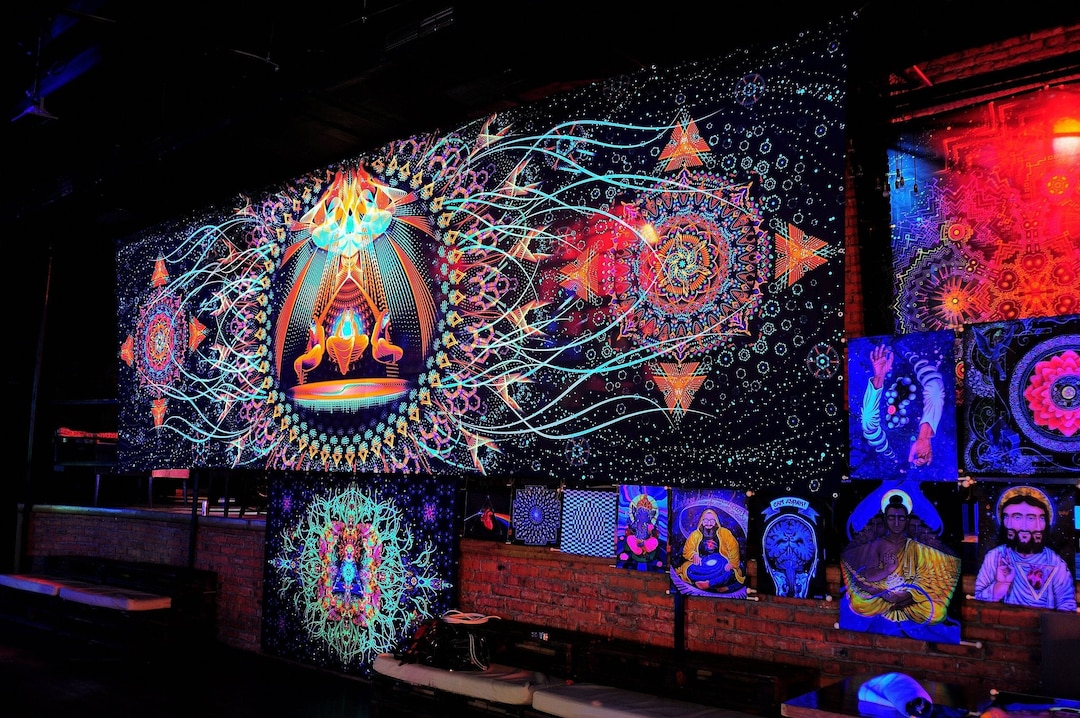 Black Light/ Invisible Black Light Murals And Uv Art