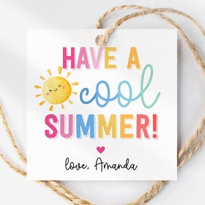 Etiqueta para el último día de clases, etiquetas de regalo para un verano genial, regalo de fin de año para maestros, recuerdo de fiesta, etiqueta imprimible editable, plantilla Canva de 3 pulgadas