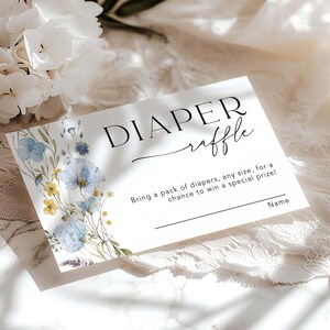 Carte de tombola de couches, billet de tombola de couches de fleurs sauvages bleues modifiables, baby shower floral, insert de fleur de jardin bleu, templett, #BWFL