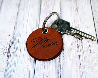 Keychain leather with name, real leather, personalizable, personalised, keyring, leather pendant round, cognac, gift