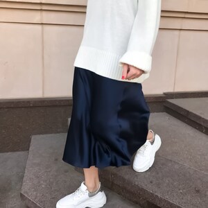 Silk skirt midi Navy sapphire silk satin skirt 100% silk slip bias cut blue skirt Blueberry silk slip skirt Silk basics Midi satin skirt image 1