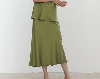 Green silk slip skirt midi Chartreuse green silk skirt bias cut 100% sandwashed silk skirt Silk clothing Silk basics Midi skirt pencil