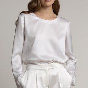 Mulberry 100% silk top White sandwashed silk satin blouse with long sleeves Summer silk shirt Natural silk top for woman 90s style / Chloe