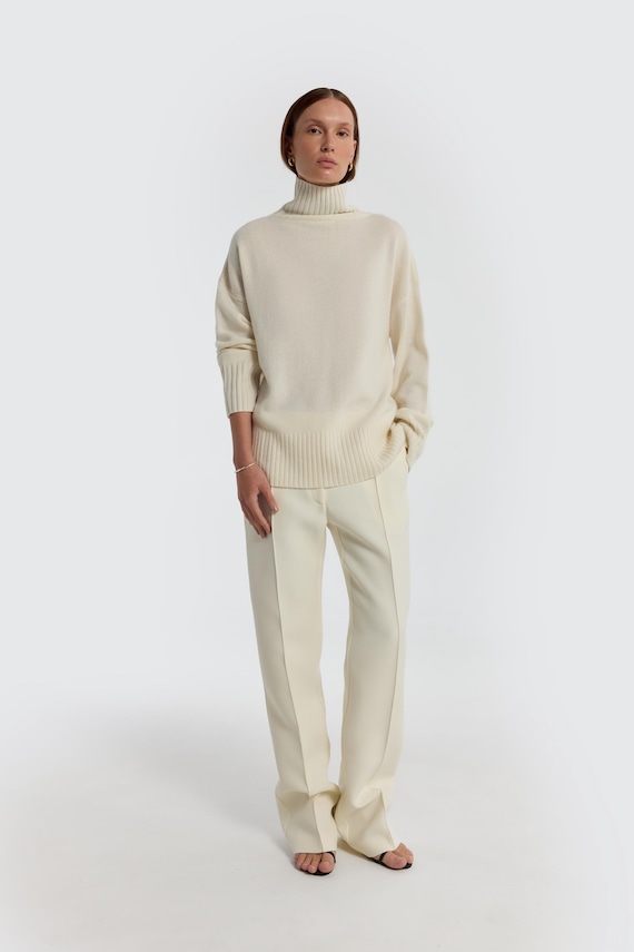 Ivory 100% cashmere pullover oversized