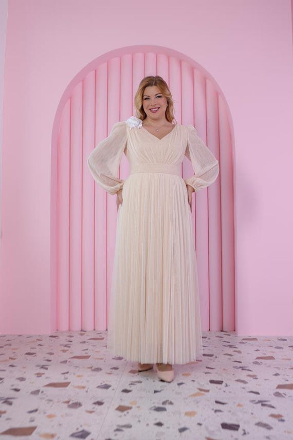 Tulle Bridesmaid Dress: Plus Size Cocktail Gown - Etsy