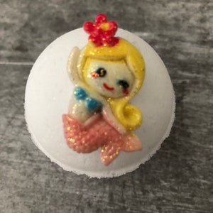 Kids Bath Bombs - Mermaid Bath Bomb - Kids Surprise Bath Bomb - Mermaid Toy Bath Bomb - Surprise Bath Bomb - Dye-Free - Sensitive Skin