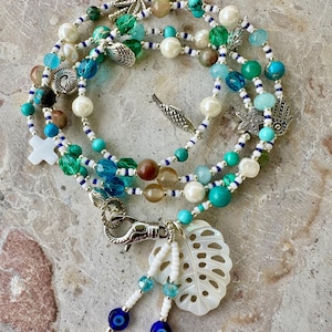 Charm-Rocailles Blau Wickelarmband