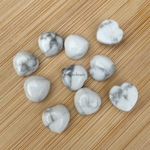 10 szt. 10 mm Naturalny Biały Howlite Serce Płaskie Kamień Szlachetny CAB Kaboszon