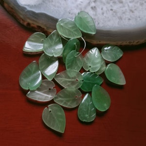 18x13x3mm Natural carved green aventurine leaves gemstone pendant beads For DIY Making