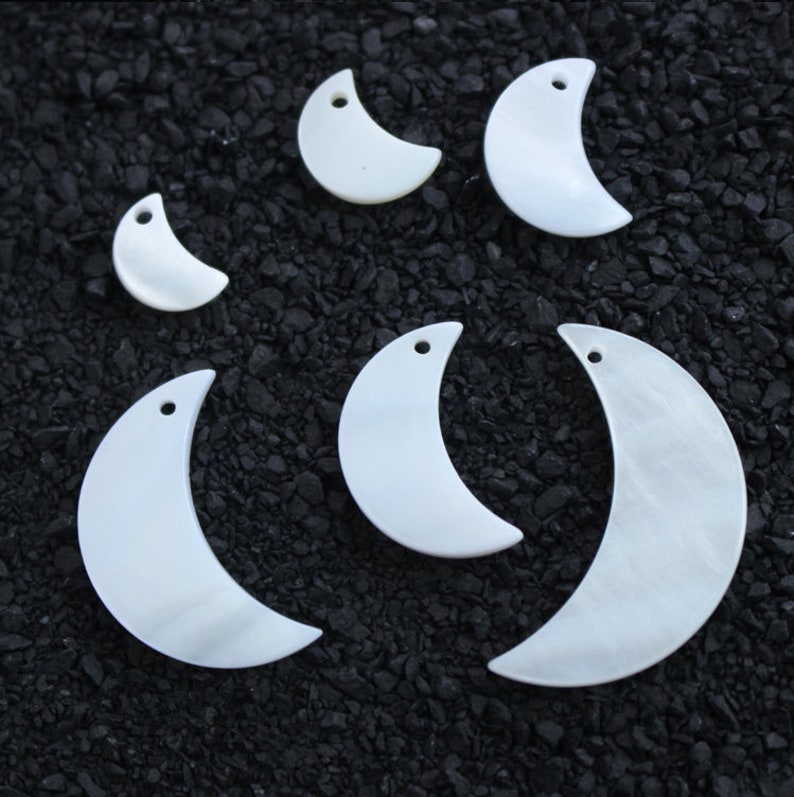 20pcs Natural White Shell Slice Crescent Moon Pendant Beads - Etsy