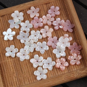 10mm 10pcs Natural Pink / White Mother Of Pearl MOP shell flower gemstone beads