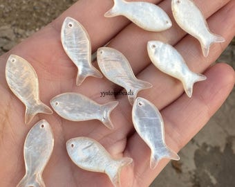 24 mm Natürlich kalibriertes Perlmutt Mop-Muschel Fisch Anhänger Perlen 10Stk