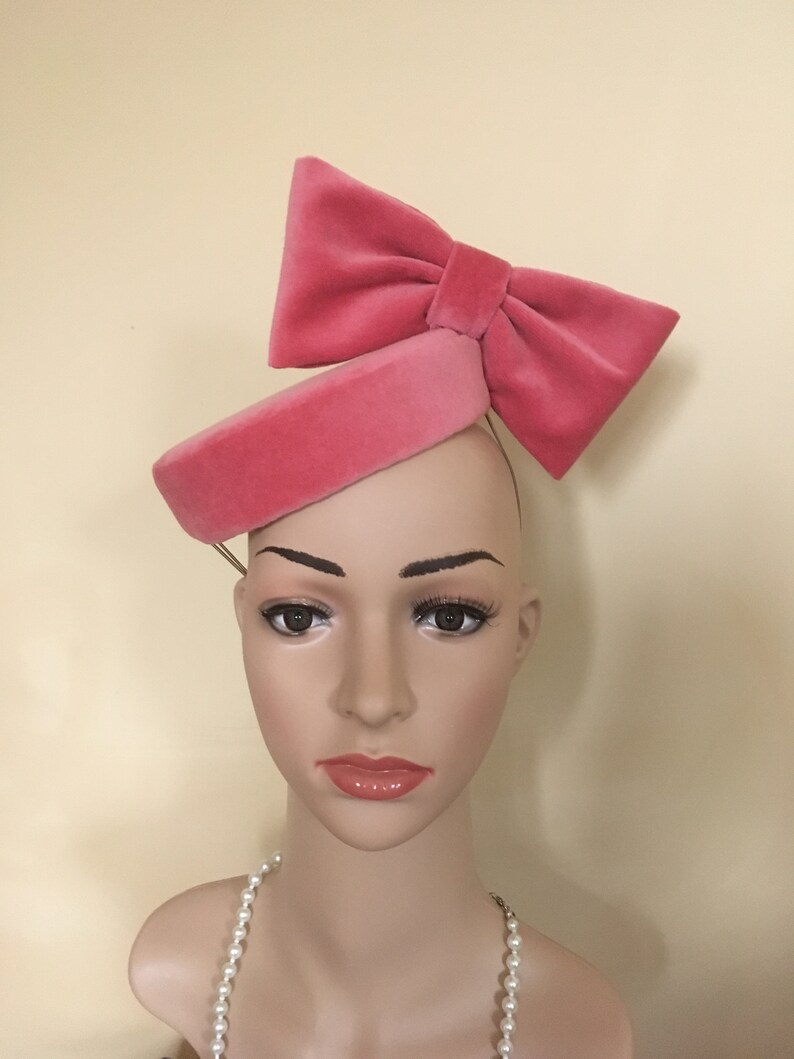 Pink velvet hat Pink wedding hat Pink wedding hats Pink velvet hats velvet hats Pink Pillbox Pink fascinator Pink Hat Pink Ascot hat