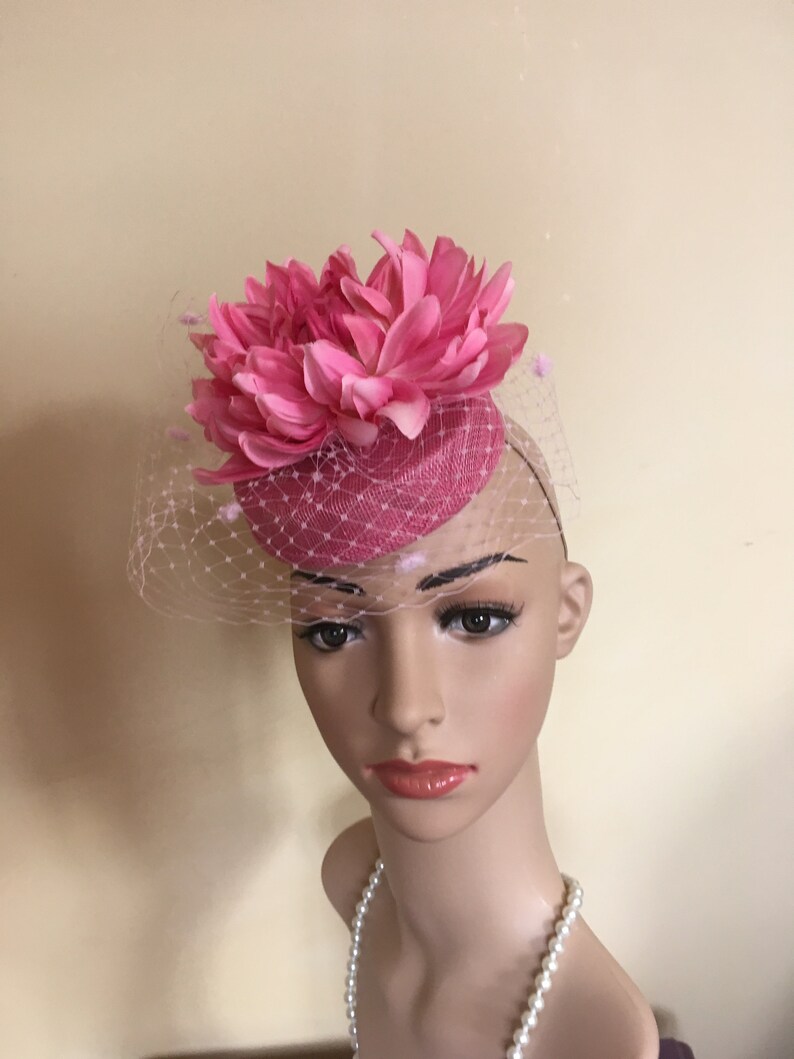 Pink wedding hat Pink fascinator Pink Ascot hat Pink wedding fascinator Pink Ascot fascinator Pink Derby hat Pink flower hat Pink hat