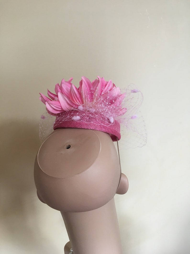 Pink wedding hat Pink fascinator Pink Ascot hat Pink wedding fascinator Pink Ascot fascinator Pink Derby hat Pink flower hat Pink hat