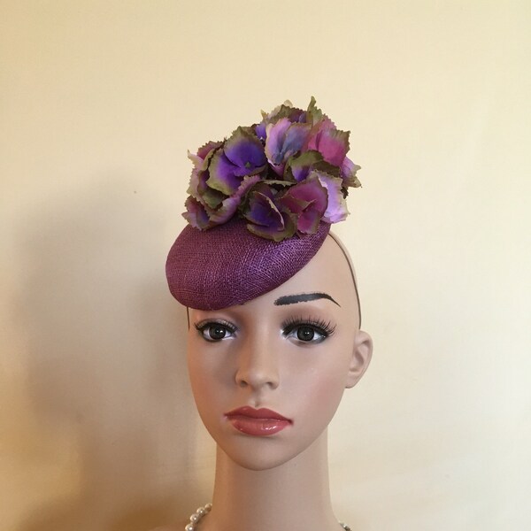 Purple wedding hat Purple Ascot hat Wedding fascinator Ascot fascinator Races hat Hats and Fascinators Purple pillbox hat Purple hats Hats