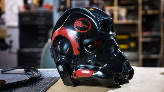 スター・ウォーズ　トルーパー　インフェルノ隊 ヘルメット ディズニースターコスプレ · ヘルメットbattlefront ii