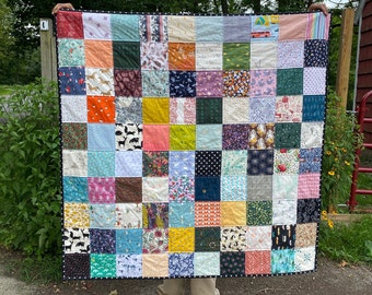custom made-to-order I spy Quilt- Personalized fun and comfort
