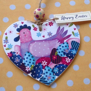 Happy Hen with colourful eggs wooden heart. Hen lover keepsake gift. Easter message gift. Painted bead. gift boxed. Option to send direct.