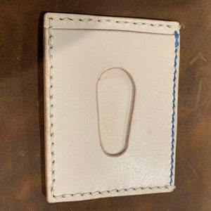 Cartera de tarjeta de cuero hecha a mano