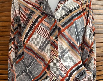 Women's Queen Casuals Plaid Retro Button Down Blouse Size 13/14 - 1970's