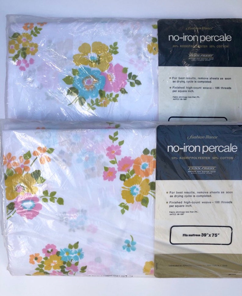 NOS JC Penney/'s Pink and Yellow Twin Fitted and Flat Floral Sheet Set