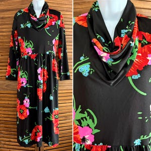 Vintage Black Floral Polyester Day Dress Size M 1970&#39;s