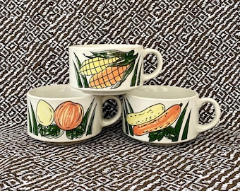 3 Vegetable Stoneware Soup Mugs, Ceramic Handled Soup Bowls, Stoneware Soup Cups, vintage Soup Mug Bowl, Vegetable Print Mugs