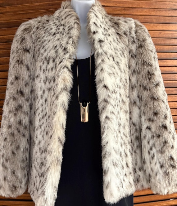 Vintage Faux Snow Leopard Coat, 80s Intrigue Faux Fur Jacket Animal Print Small,  Old Money Mob Wife Aesthetic