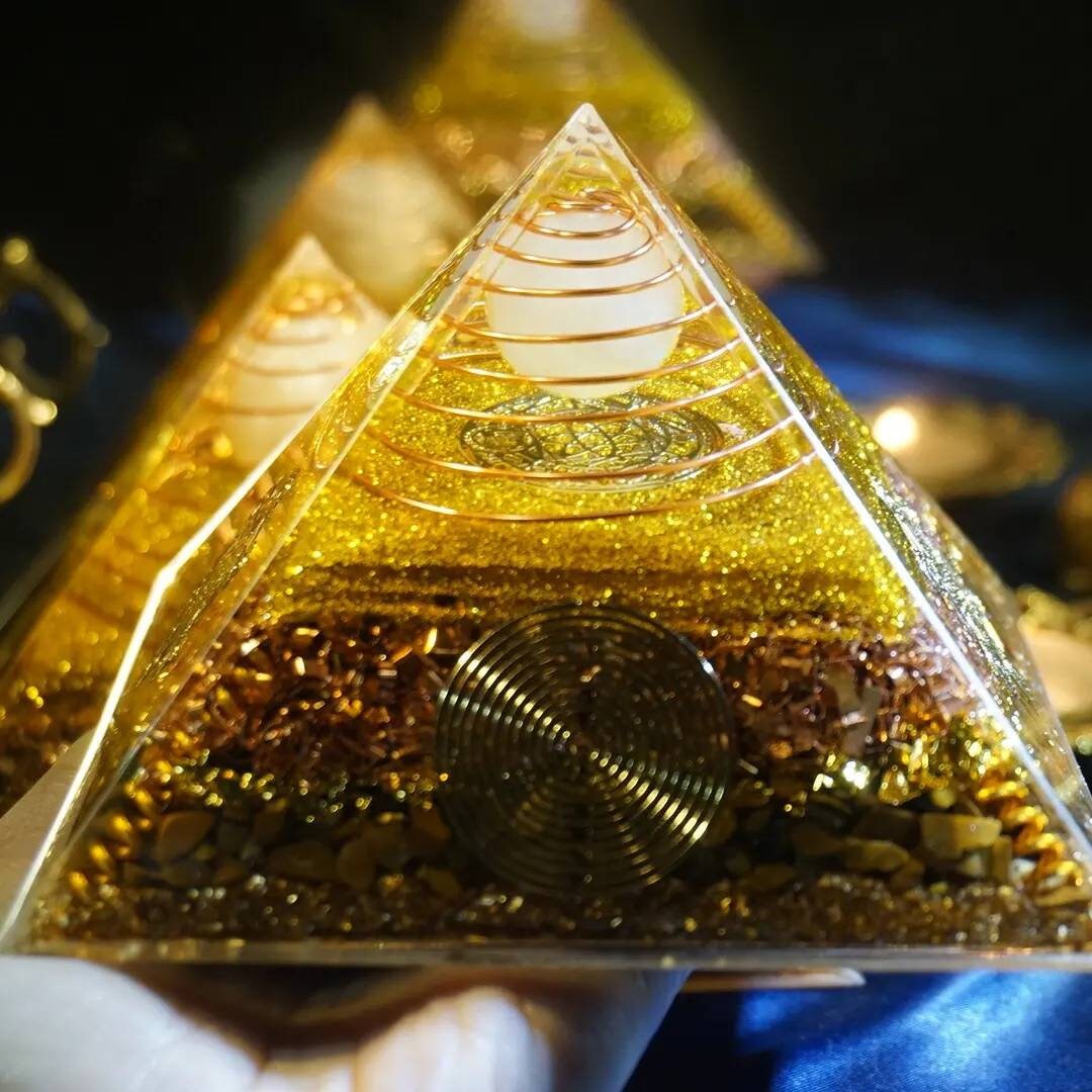Large Abundance Orgonite Pyramid Copper Wire Reiki Crystal Ball Chakra