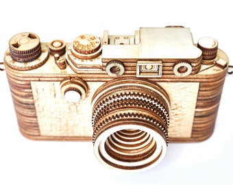Wooden Leica IIIf camera model