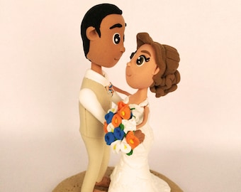 Wedding cake topper, Cute cake topper, Custom figurines on the beach , polymer clay topper, on the beach personalized wedding cake topper