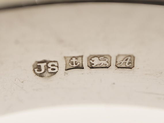 Vintage Solid Silver Bark Effect Hinged Bangle - image 4