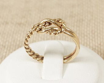 9ct Gold Sweetheart Knot Ring