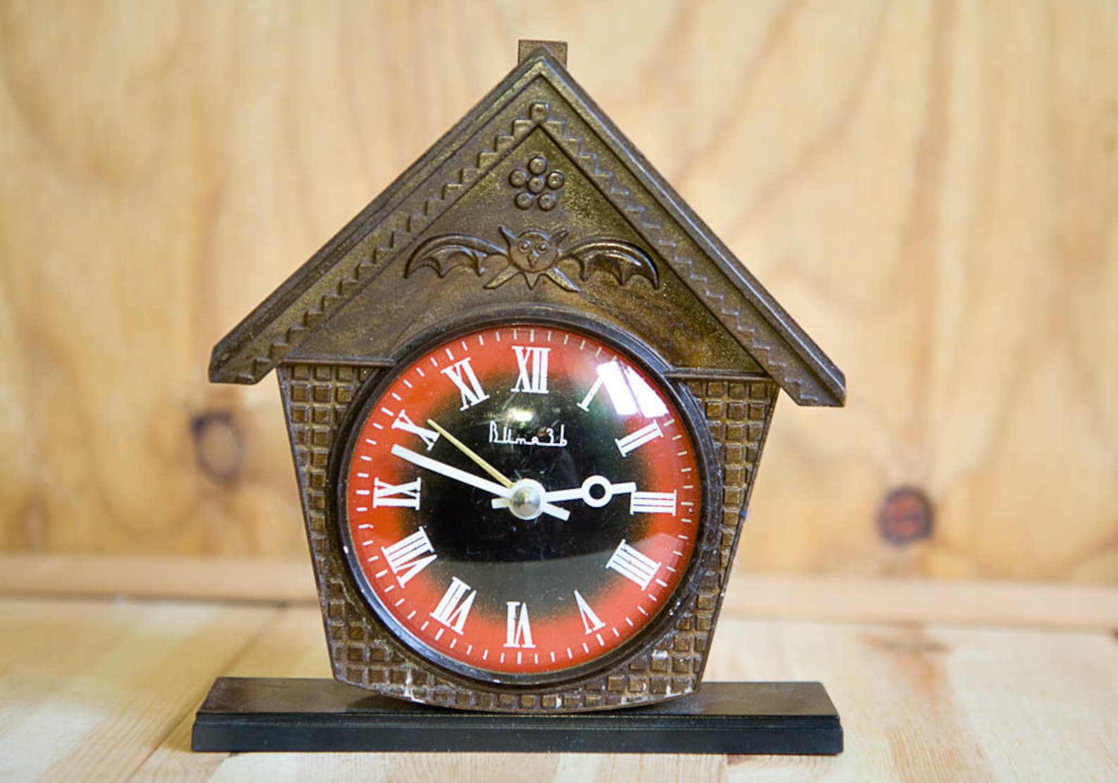 Wind up clock Mantel clock Vintage alarm clock Mantle clock Etsy