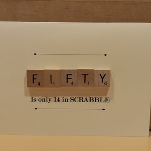 Carte de 50 ans, carte de 50 ans, carreaux de Scrabble réels, 50e anniversaire de Scrabble, cadeau pour lui, cadeau pour elle, plus enveloppe