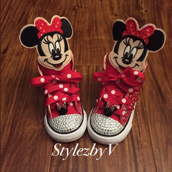 minnie mouse chucks